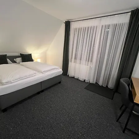 Pension Pinneberg * Pinneberg